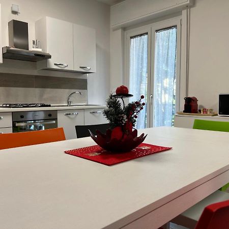 Il Barcaiolo Apartment Sarnico Luaran gambar