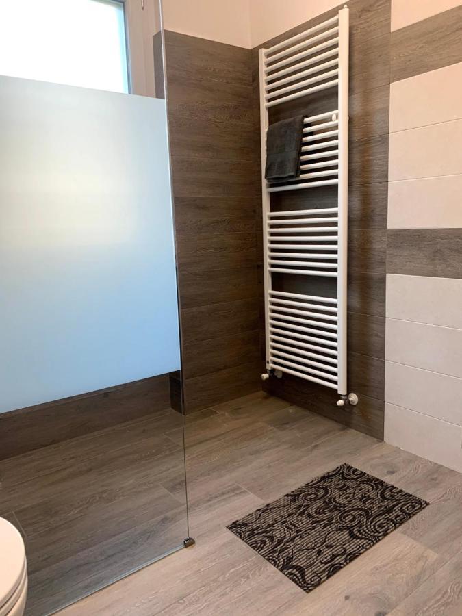 Il Barcaiolo Apartment Sarnico Luaran gambar