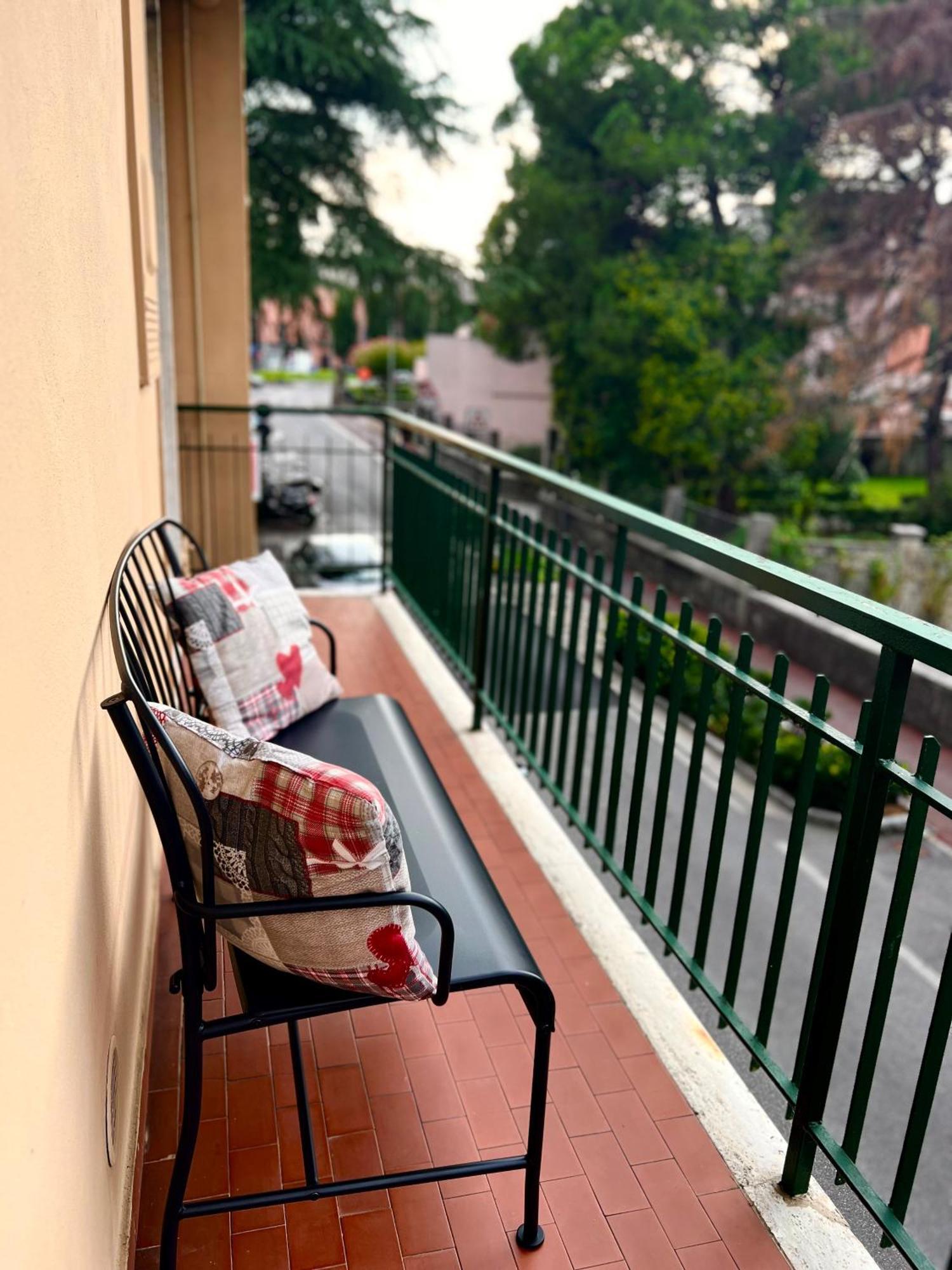 Il Barcaiolo Apartment Sarnico Luaran gambar